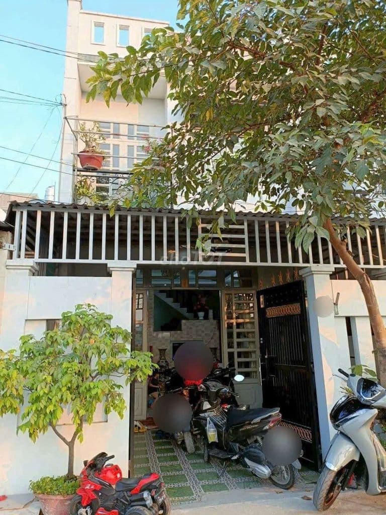Nhà 1 trệt 1 lầu 5x20m, hẻm thông ấp Tiền Lân xã Bà Biểm