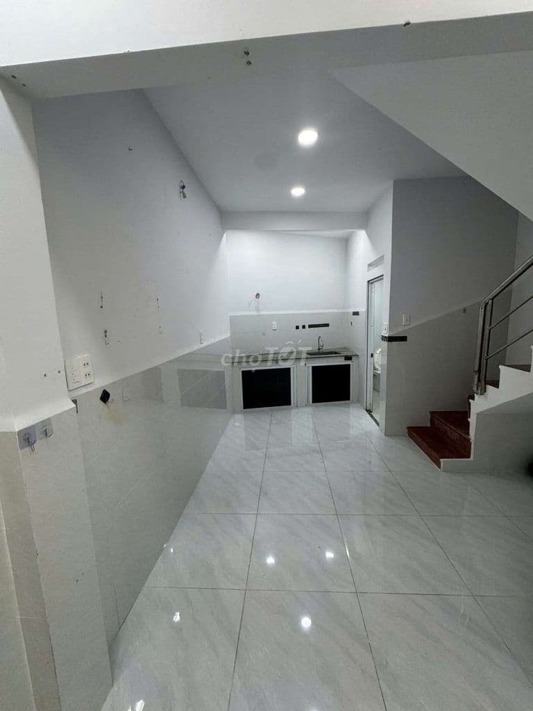 Vip hơn Chung cư - Tân Sơn Nhì 40m2 - 2 tầng 3,7 tỷ