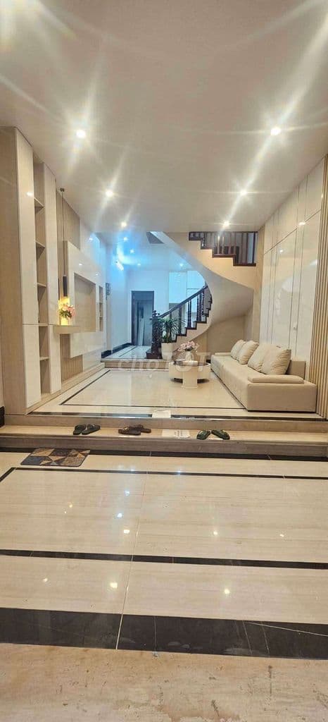 Bán Nhà Minh Khai quận Hai Bà Trưng Ảnh Chuẩn Nhà Dân Xây 12 tỷ tí teo - Ảnh 2