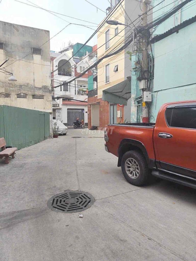 Nhà quận tân bình mà giá q12 79m2 chỉ 6.2 tỷ 100m ra mặt tiền quá rẻ - Ảnh 2