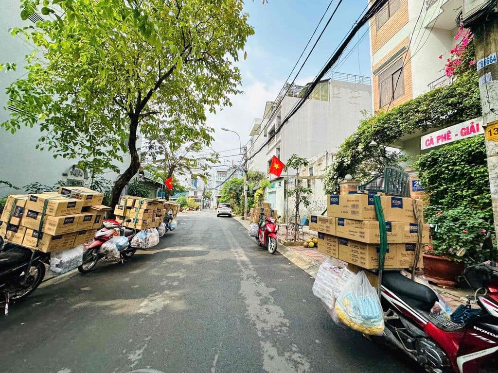 GIÁ TỐT - ĐẤT ĐẸP NGANG 6M XÂY DỰNG TỰ DO 5 TẦNG GẦN PHẠM VĂN ĐỒNG - Ảnh 2