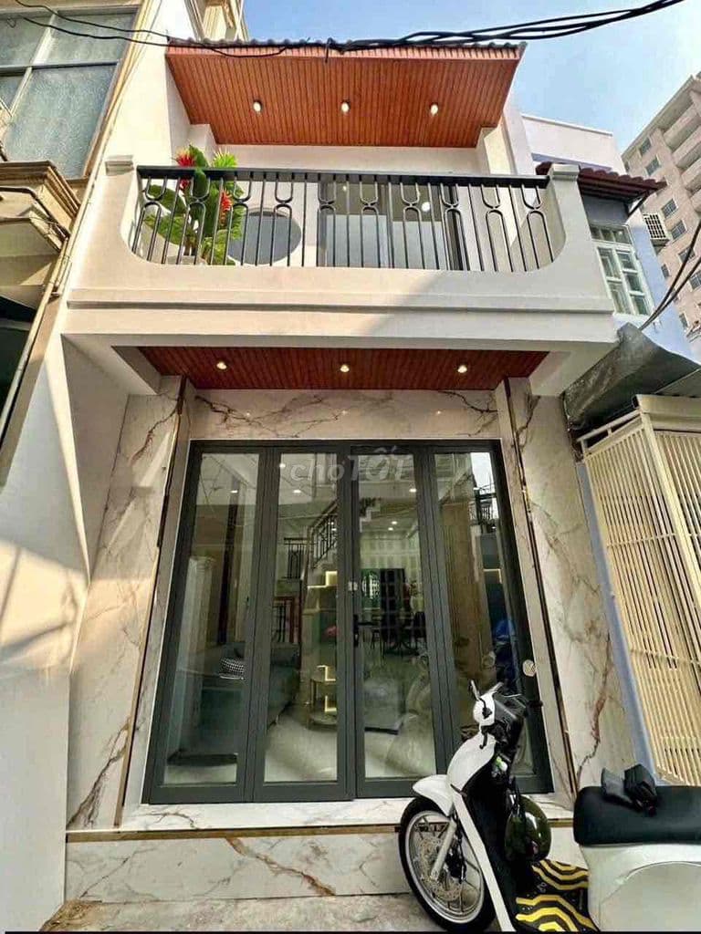 chủ giảm giá con 4ty380 hung phú 3.6m x 11 nhà Mới