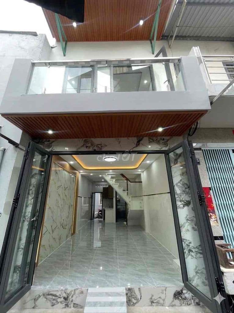 nhà bán tỉnh lộ 10, gần ngã tư Bà Hom , trường học , gần khu tên lửa