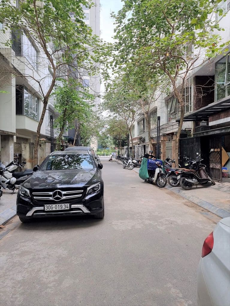 MẢNH ĐẤT SIÊU HIẾM HOÀNG VĂN THÁI - ÔTÔ TRÁNH TRƯỚC NHÀ – VỪA Ở VỪA KD - Ảnh 3