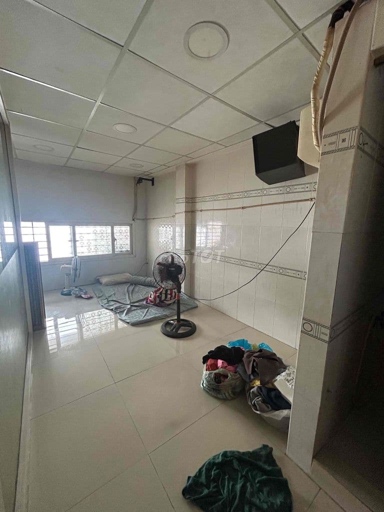 20m ra mặt tiền đường 3 tầng lầu 3 phòng ngủ chỉ. 2xx tỷ - Ảnh 2