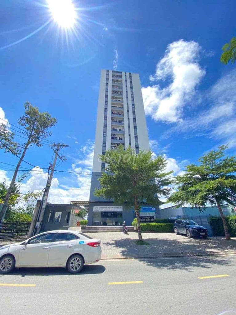 Bán căn hộ giá tốt đầu tư . Chung cư Hoang Quốc Việt. giá :3.4 tỷ