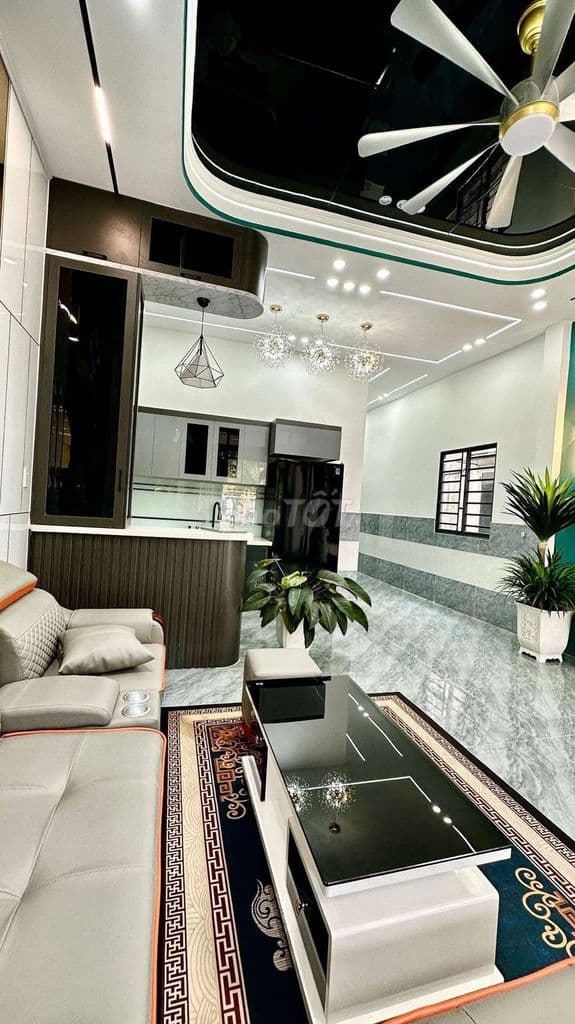 Nhà mới 5x14m full nội thất SHR, Bà Điểm, giá 3.55 tỷ TL - Ảnh 2