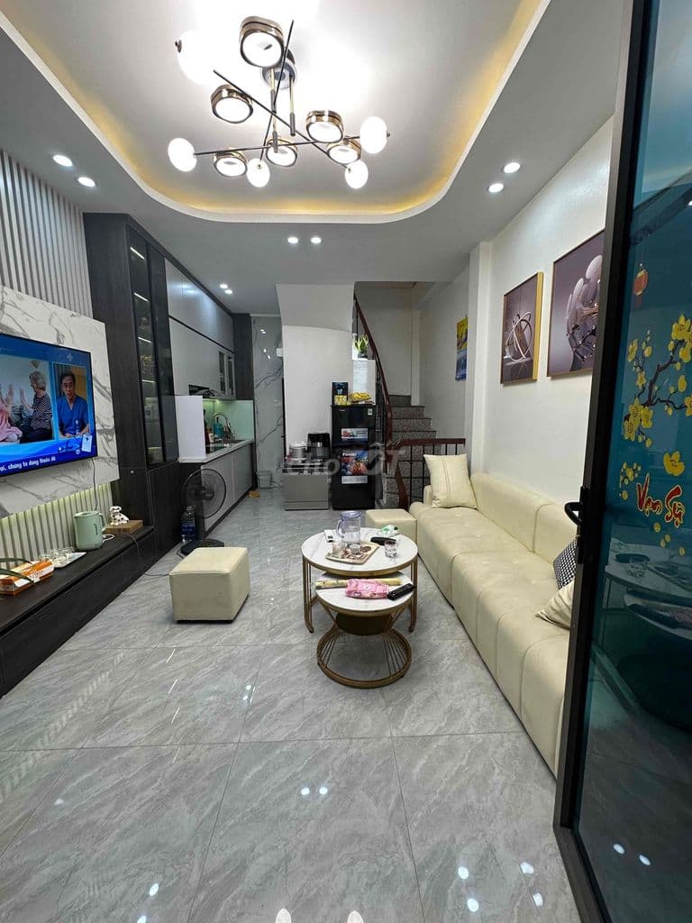 Siêu hiếm . Kim Ngưu ngõ ba gác 32m -3 ngủ full nt , giá chỉ 6.25 tỷ - Ảnh 2