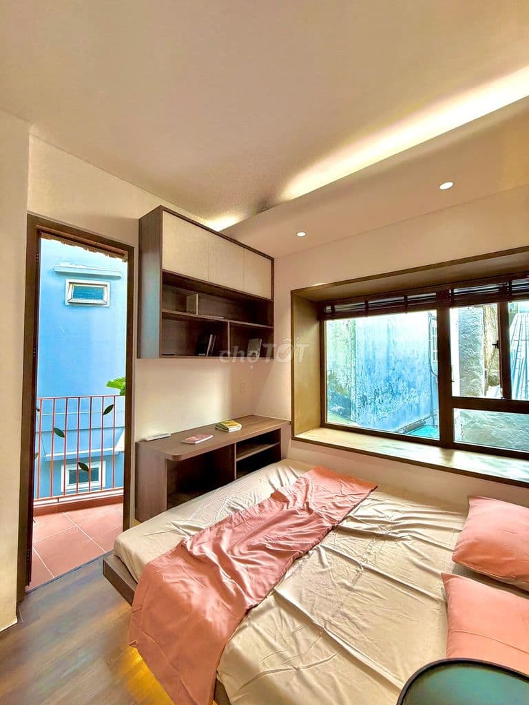 Bán nhà đẹp mới tinh, vào ở ngay chỉ chưa đến 5 tỷ ngay gần Cầu Kiệu. - Ảnh 2