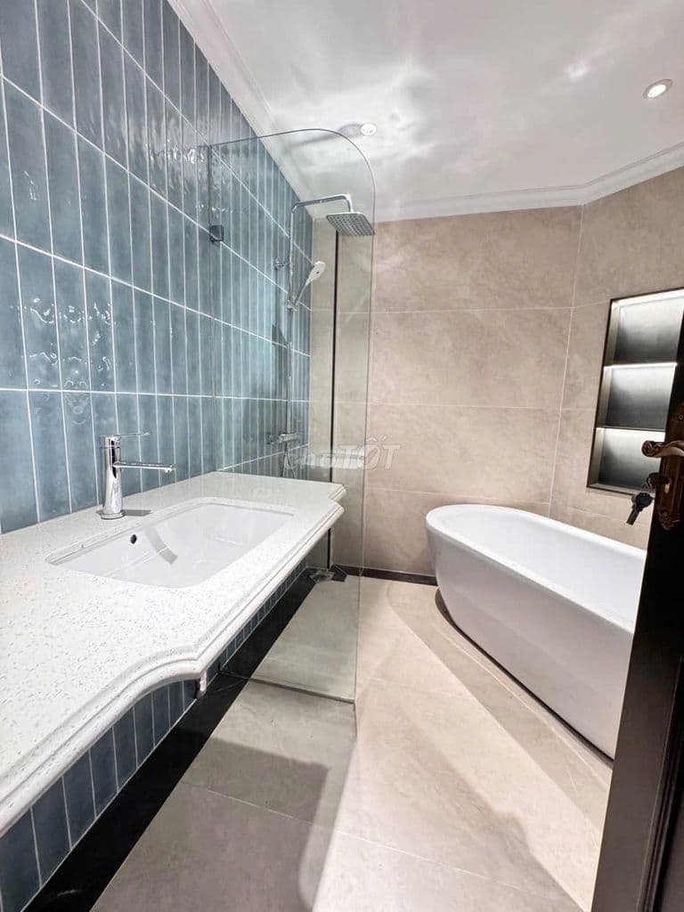 bán nhà 4pn view hồ Đức Giang giá 16.15 tỷ - Ảnh 2