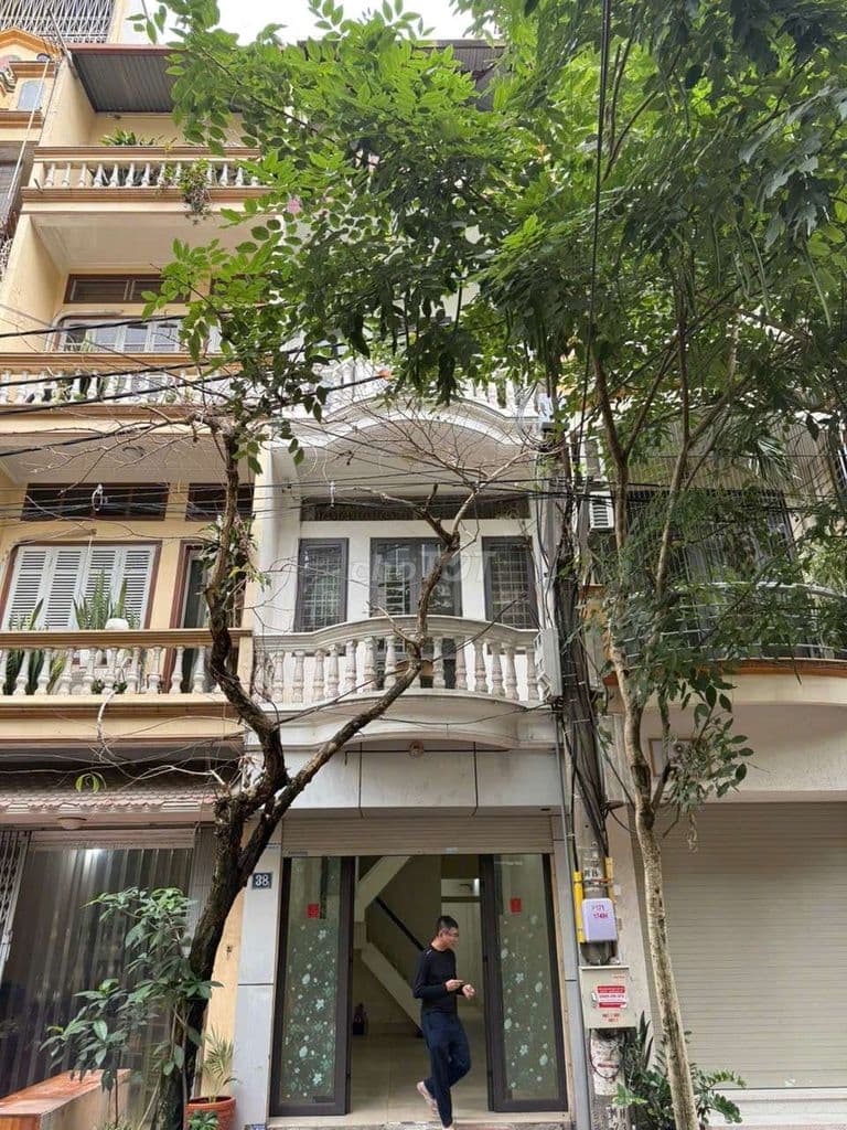 Bán nhà mặt phố ba đình