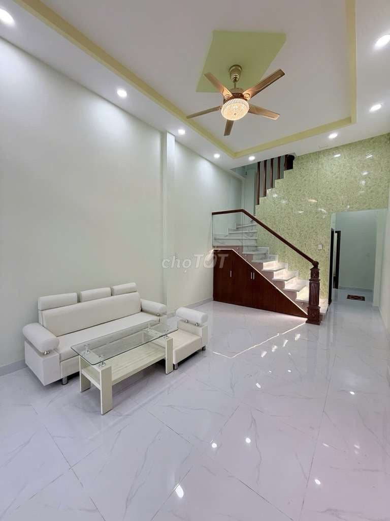 Nhà hẻm 7m thông Trịnh Đình Trọng 4x16 64m2 , 4 phòng chỉ 7.2 tỷ TL - Ảnh 2