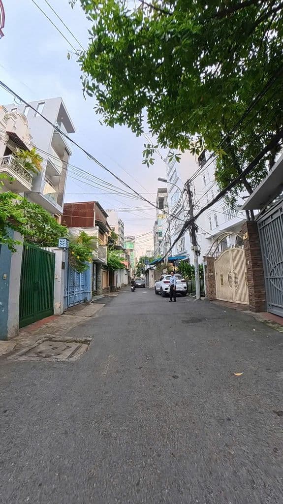 Mặt tiền Nguyễn Đình Chính, 90m² / 11 Tỷ. - Ảnh 2