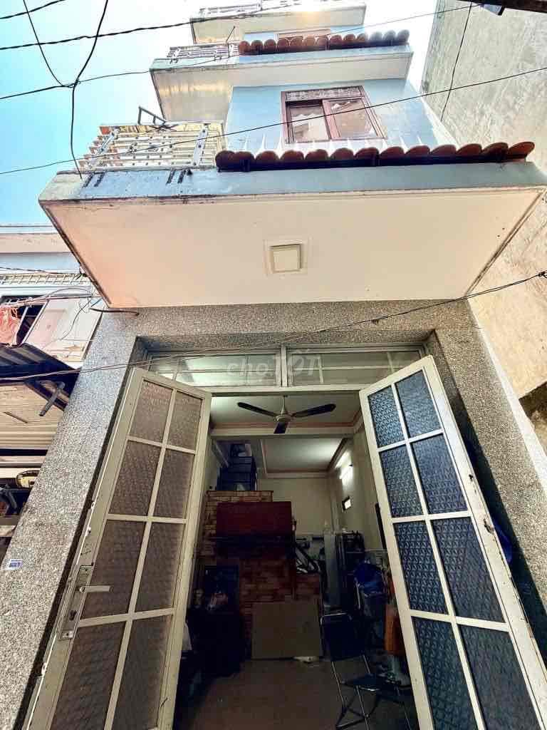 Nhà Hiếm Hoà Bình 4 tầng 24m2 3.75 tỷ