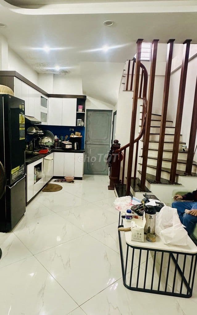 AN DƯƠNG VƯƠNG -TÂY HỒ- NHÀ ĐẸP - FULL NỘI THẤT- DT 35M x 7,5 tỷ - Ảnh 3