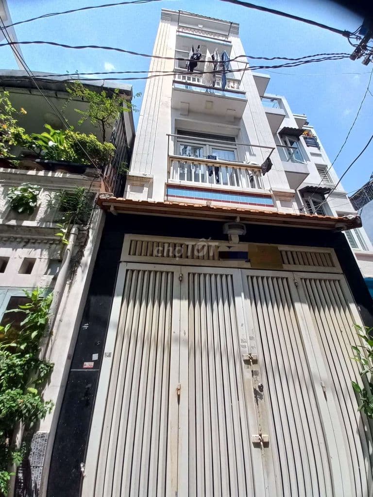 Nhà Hẻm Xe hơi CHDV dòng tiền 250tr /Tháng sát quận 1 Gần Chợ Bà Chiểu - Ảnh 3