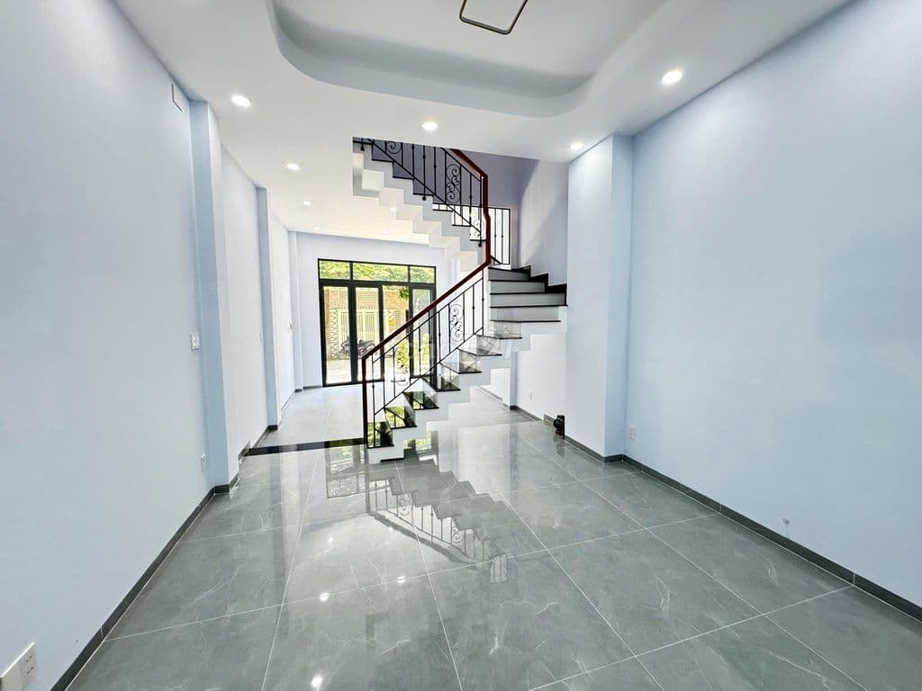 CẦN BÁN NHÀ ĐẸP 4 TẦNG ĐƯỜNG TX52 THỚI AN-HẺM XE HƠI 8.3M- 5.3 TỶ - Ảnh 3