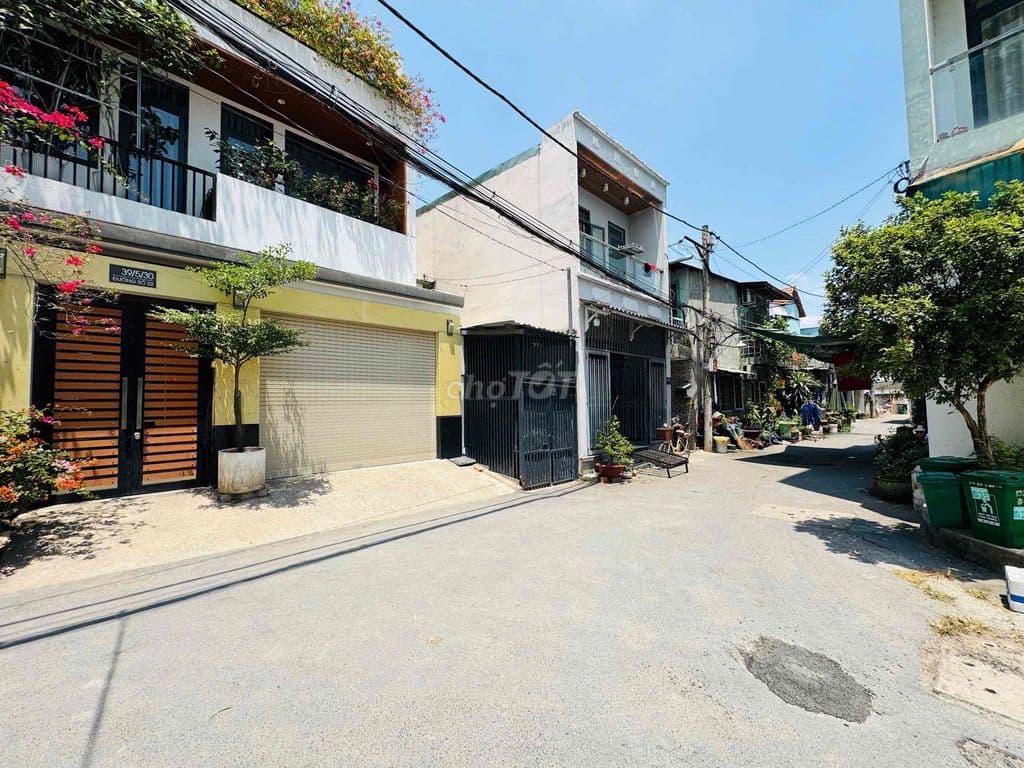 GIÁ TỐT - ĐẤT ĐẸP NGANG 6M XÂY DỰNG TỰ DO 5 TẦNG GẦN PHẠM VĂN ĐỒNG
