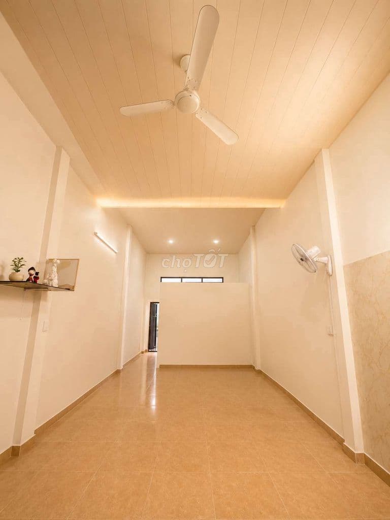 Bán nhà Bàu Cát 66m2 ngang lớn 4.2m sổ vuông