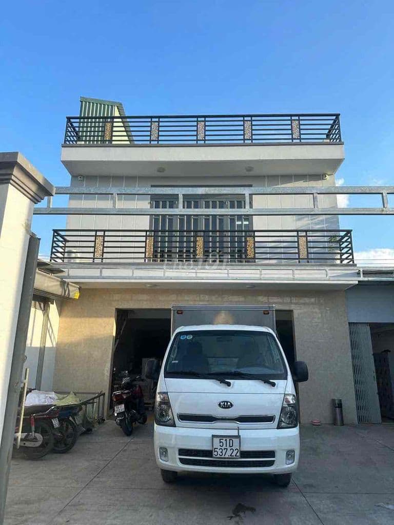 HẠ 2TY. Bán KHO XƯỞNG SHR 10*28,5m Mặt Tiền Đường 1B gần Võ Văn Vân