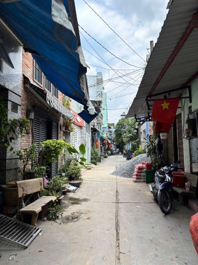 Gấp Bán Nhà 81M2–Chỉ 5.789Tỷ Hẻm Rộng–Ngang 5M–2Tầng–Tặng Gần 20M2 SD