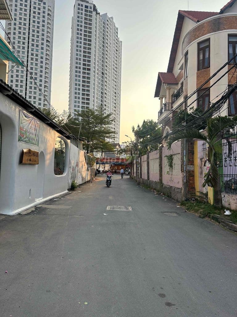 Nhà cấp 4 mặt tiền khu kiều đàm 793 trần xuân soạn F tân hưng Q7 - Ảnh 3