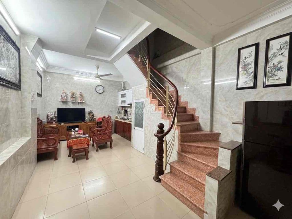 🔥 NGỌC THỤY - PHÂN LÔ CÁN BỘ - Ô TÔ VÀO NHÀ - CHỈ 8.2 TỶ 🔥 - Ảnh 2