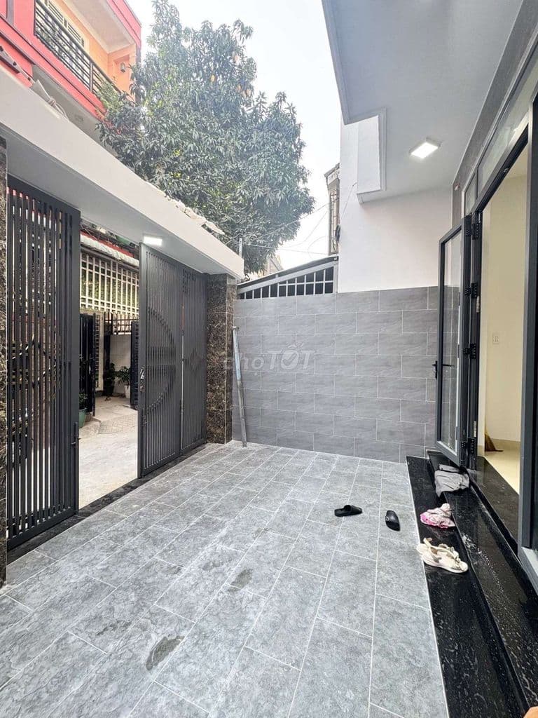 BÁN GẤP NHÀ MỚI 4 TẦNG – HẺM XE HƠI – NGAY ĐỖ XUÂN HỢP - Ảnh 2