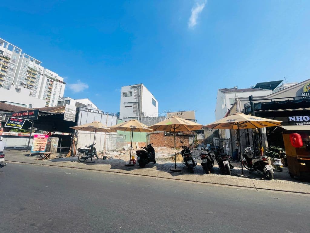Hiếm! Lô Đất MT đường 20 Ngay Gigamall sát Phạm Văn Đồng chỉ 300m