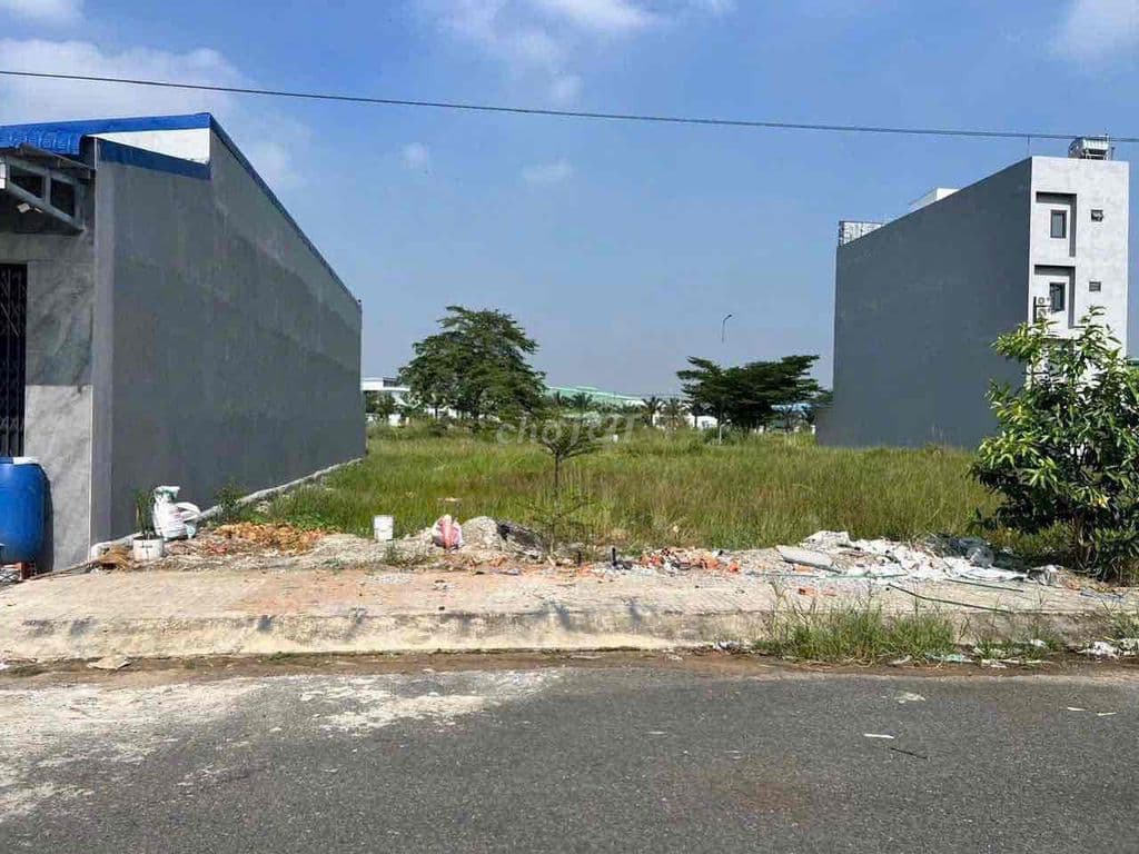 🔥Bán gấp lô 100m2 - 1 tỷ599 - mặt tiền Quốc lộ 50