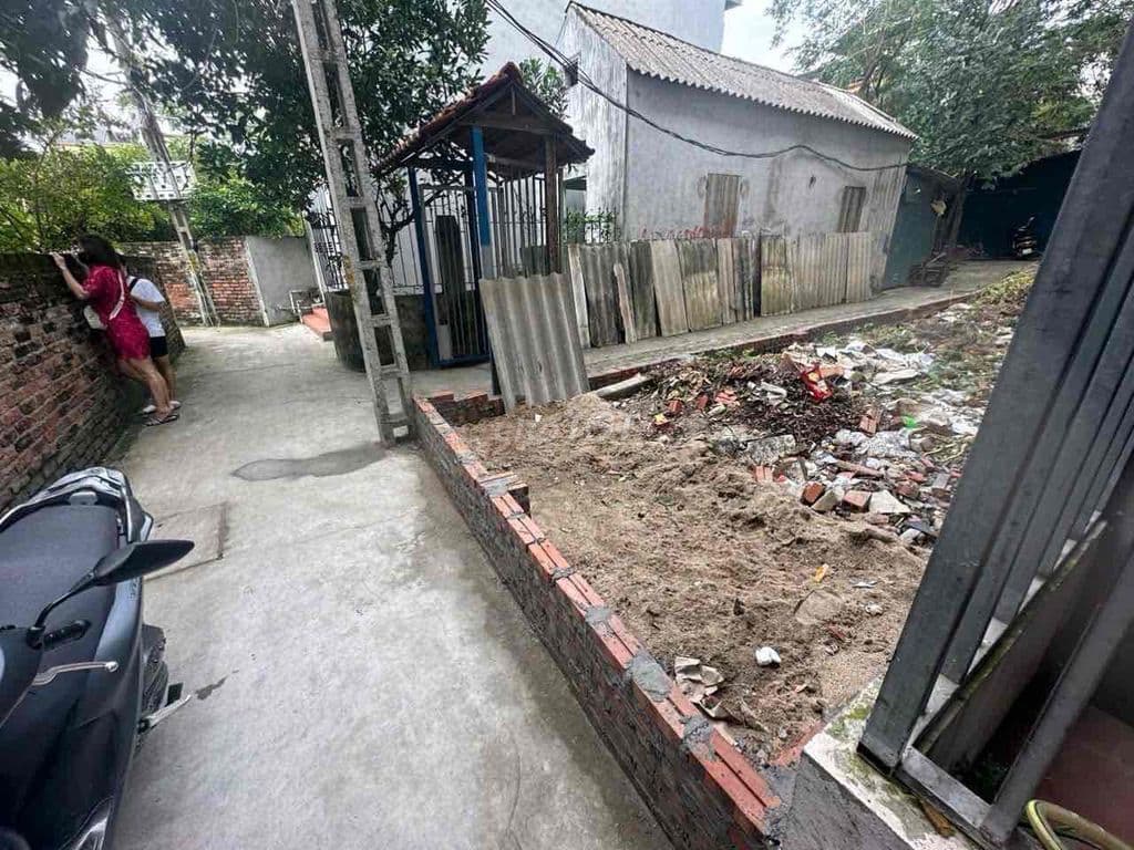 CHÍNH CHỦ CẦN BÁN GẤP LÔ ĐẤT NHỎ TIỀN, XÂY NHÀ Ở CỰC ĐẸP