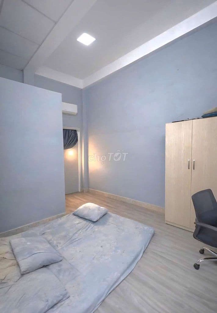 BÁN NHÀ ĐẸP CẠNH TÂ.N KỲ TÂN QUÝ - HẺM XE HƠI - ( 5X19M )