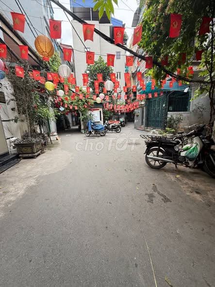 Bán nhà lô góc 3 mặt thoáng Khâm Thiên Đống Đa 50m ô tô đỗ