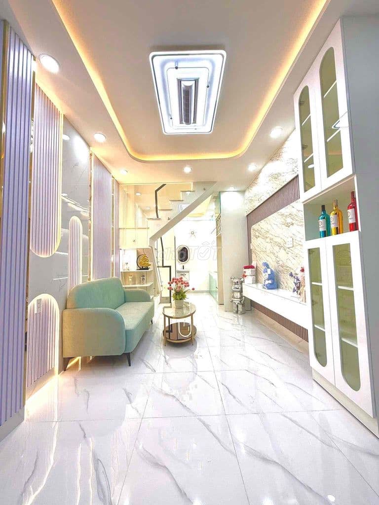 Nhà sổ hồng 1 tỷ 990 gần cầu Phú Xuân Q7 - Ảnh 2