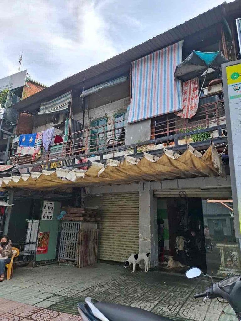 cần bán gấp căn nhà 235A lý thường kiệt