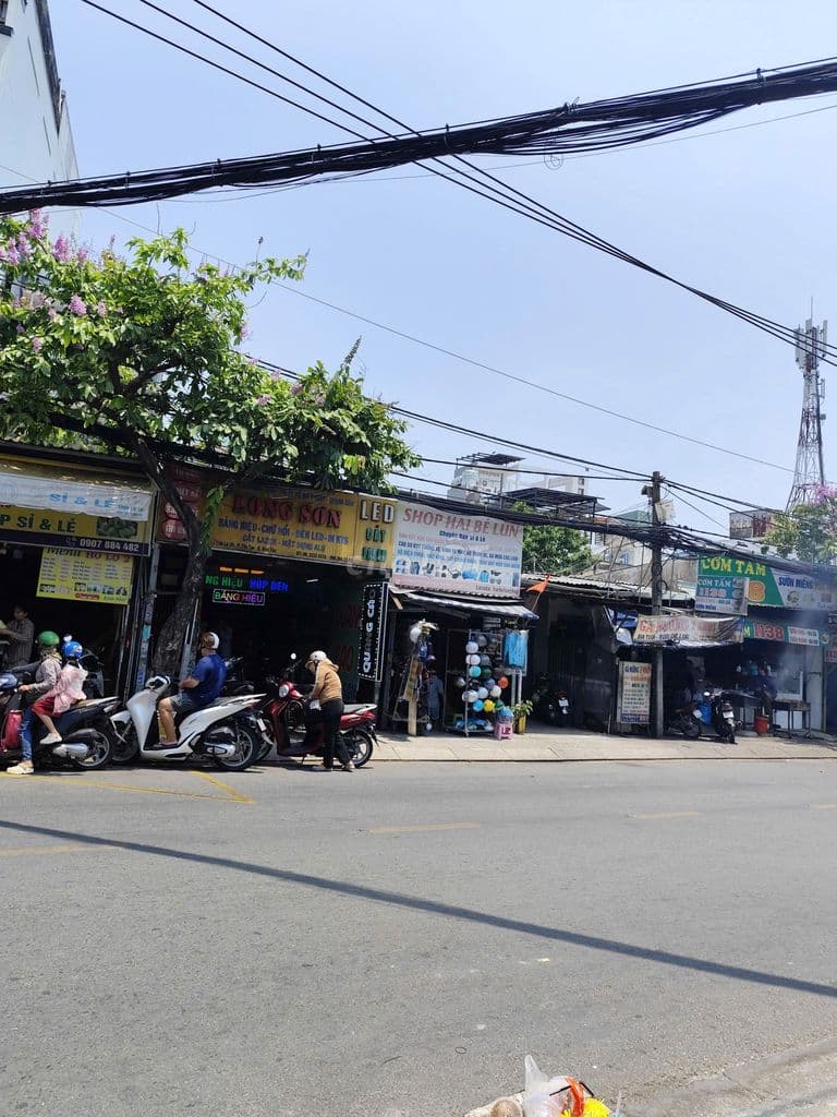 Bán nhà mặt tiền Kinh Doanh đường Tỉnh lộ 10 4x30 gần Tên Lửa - Ảnh 3