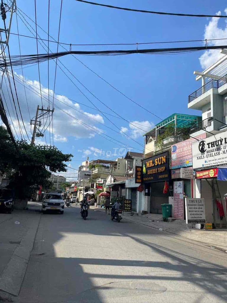 Bán nhà trọ hẻm xe hơi nhay chợ thủ đức giá rẻ