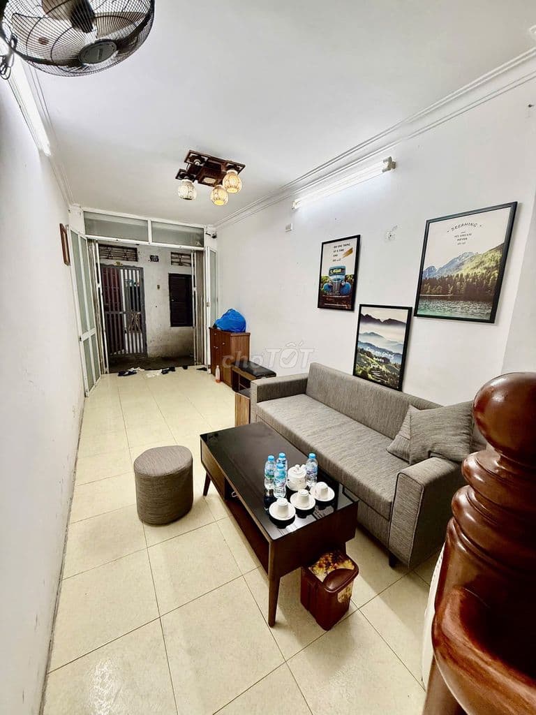 CỰC HIẾM NHỈNH 4 TỶ CÓ NHÀ 22M2 X 5 TẦNG ĐẸP, PHỐ XÃ ĐÀN, ĐỐNG ĐA, HN. - Ảnh 2