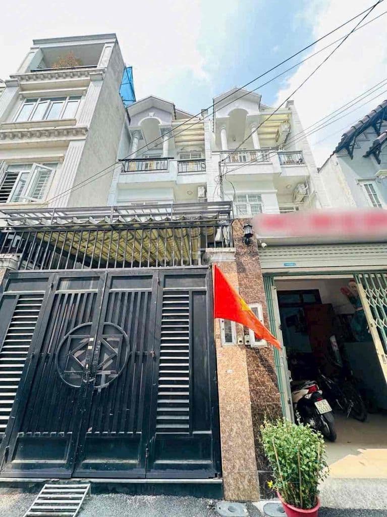 NHÀ BÁN NGAY CẦU NGÃ TƯ GA THẠNH LỘC QUẬN 12