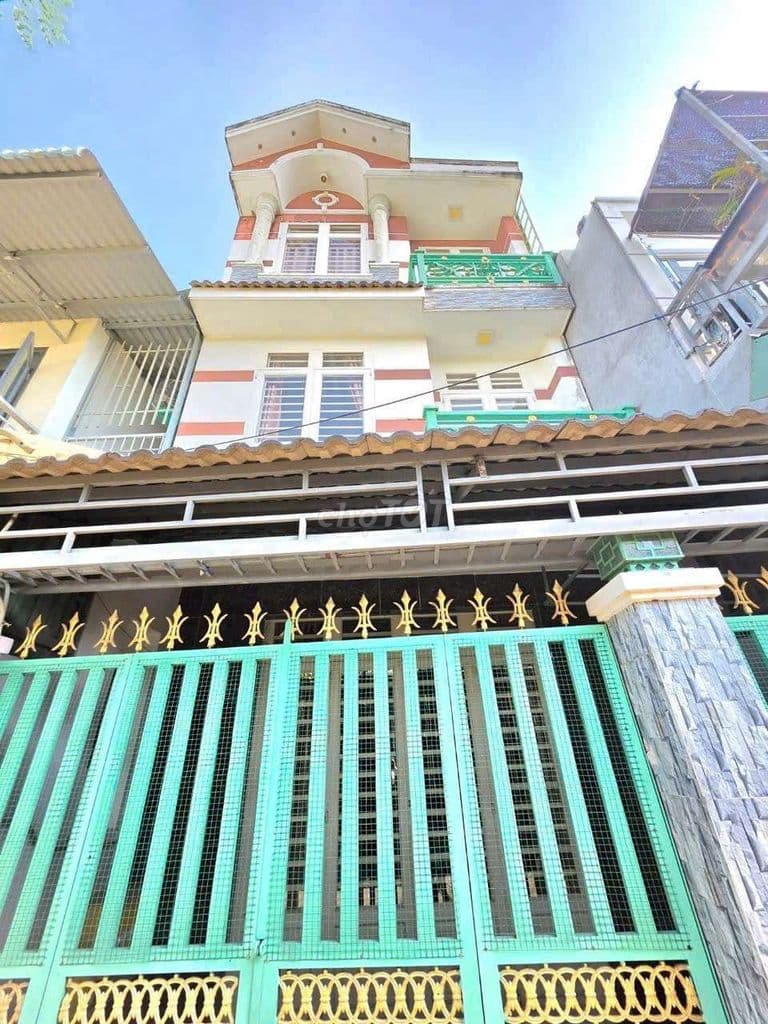 nhà 5x10m 3 tầng 4pn hẻm 3m Huỳnh Tấn Phát giá 4.2 tỷ