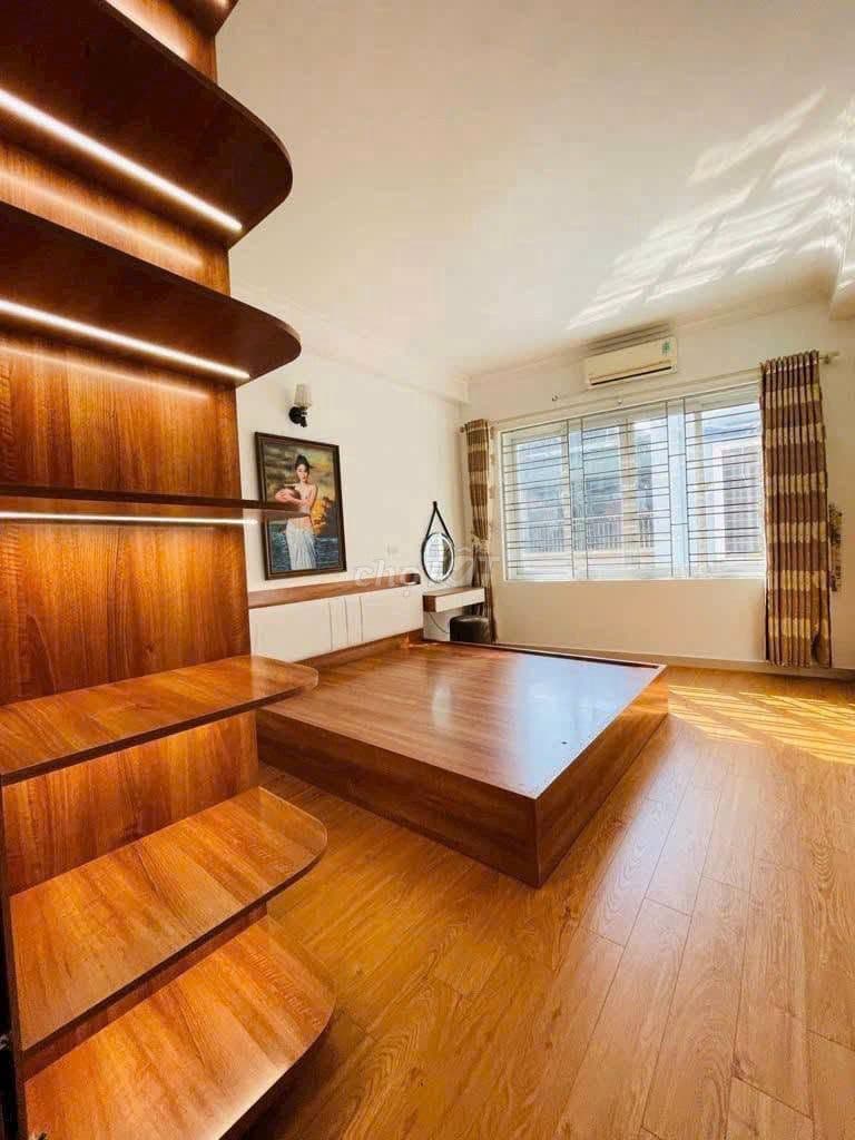 Nhà Đẹp Gia Quất - Bồ Đề 40m² 4 Ngủ Tặng Nội Thất Cao Cấp - Ảnh 3