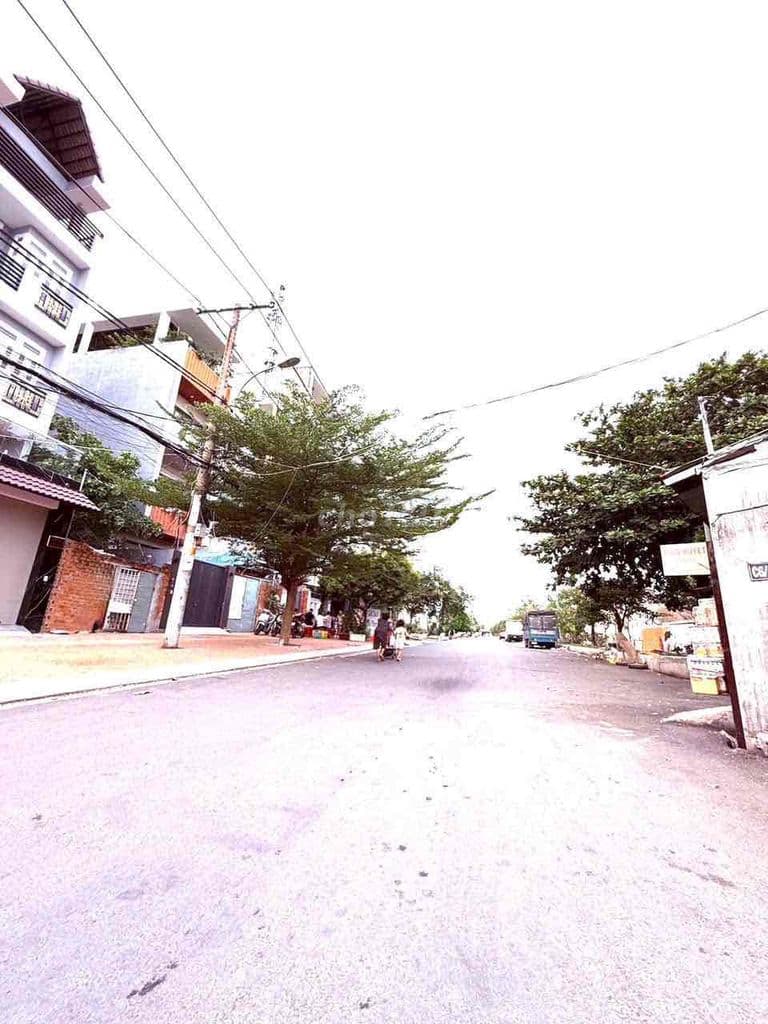nhà bán vào ở liền khu dân cư hiện hữu