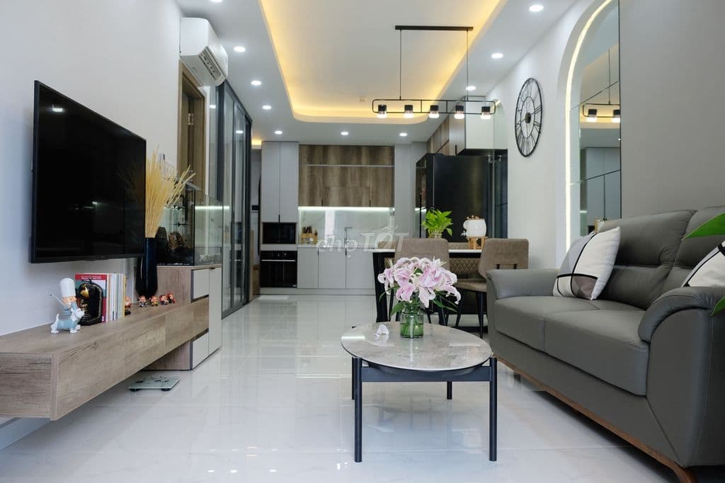 Chính chủ bán căn hộ chung cư tại Saigon South Residences 71m2