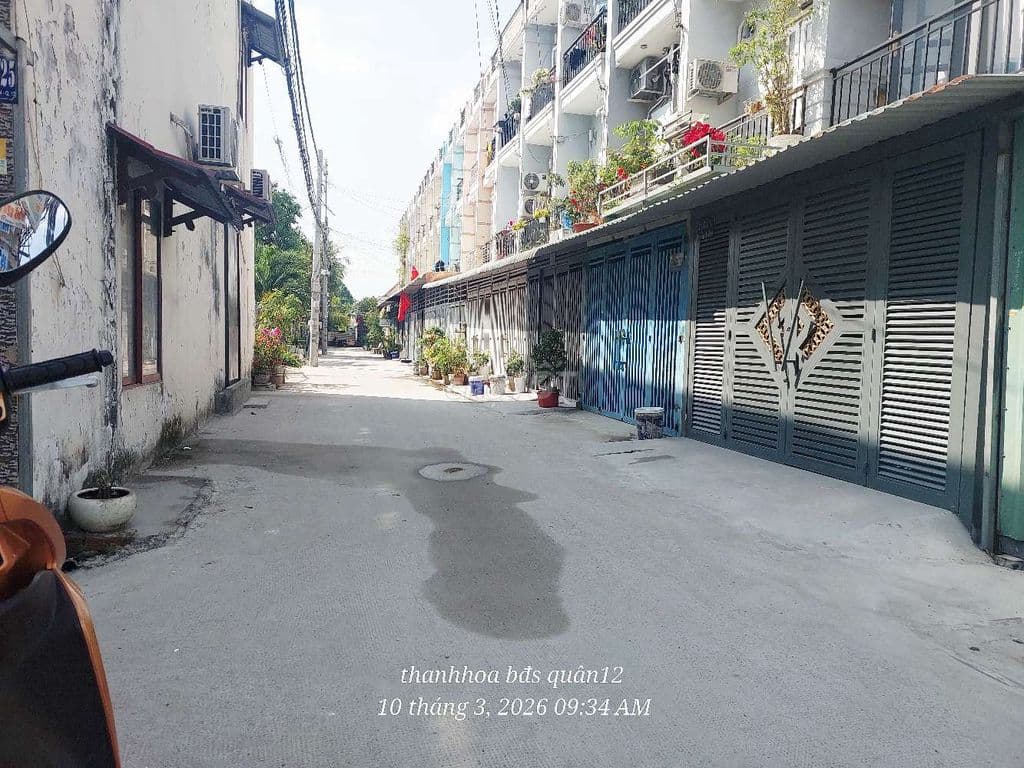 Bán nhà ngang 6 dài 12 sổ hồng thổ cư riêng đường tx 25 vào 100 m