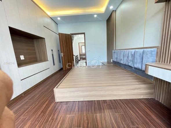 Bán Nhà Đất Thanh Trì 70.5m² giá 7.95 Tỷ - Ảnh 2