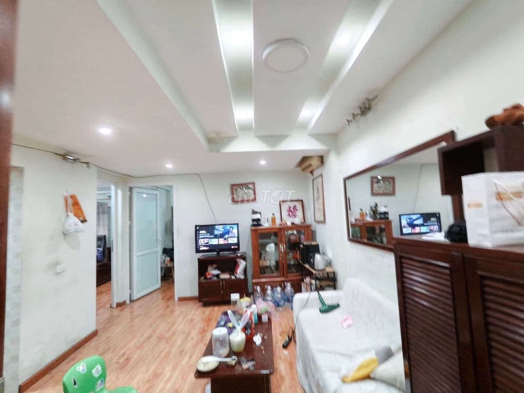 Tập thể Thành Công, Ba Đình, sổ đỏ 49/70m 2PN mặt phố, giá đầu tư