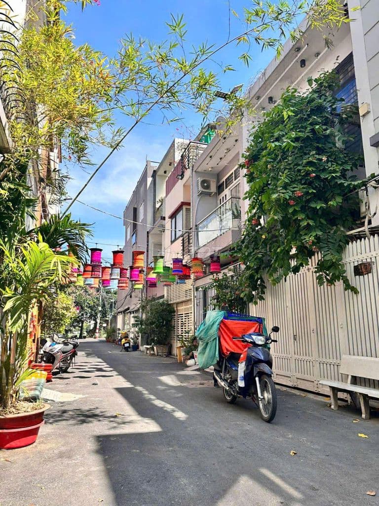 Nhà 2 Tầng 53m2 Hiệp Bình Chánh – HXH - Khu Ven Sông – Chỉ 7.5 Tỷ