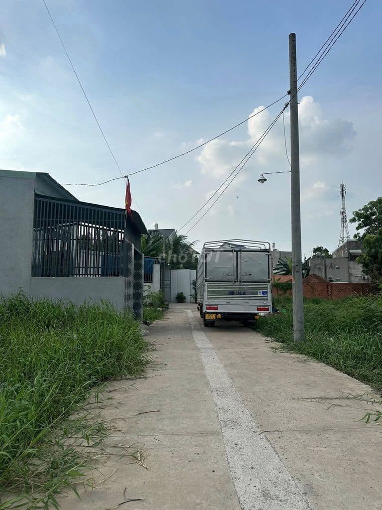 Bán lô đất gần Vinhome Hóc Môn 100m2 1,1 Tỷ Sổ Hồng Riêng - Ảnh 2