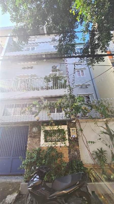 Tôi cần bán CHDV, 4 tầng, 320m², thu nhập 45tr/1thg, giá 10.8 tỷ.