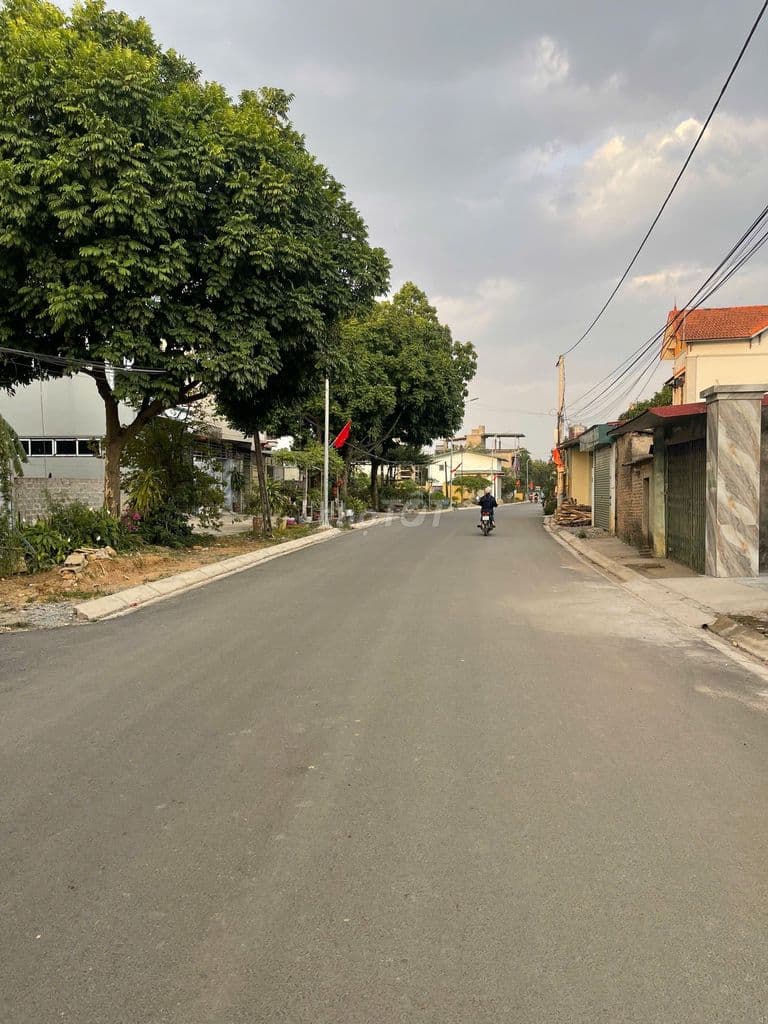 Đất khu quân đội, diện tích 65m, an ninh tốt, gần uỷ ban Xuân Mai,